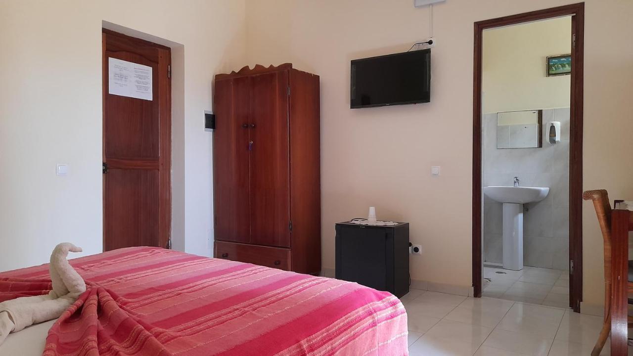 Bed and Breakfast Residencial Rosa Criola Sal Rei Exterior foto